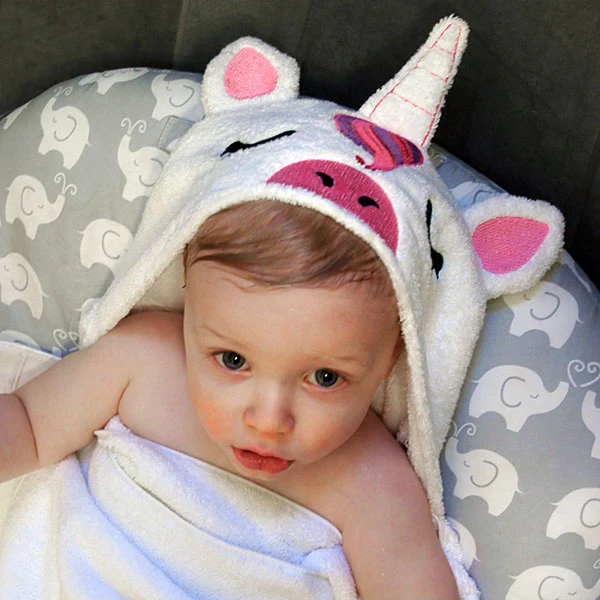 Bath Time Magic Unicorn Towel (In-the-Hoop) - Image 3