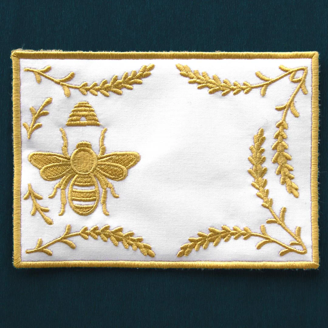 Bee in the Kitchen Mug Rug (In-the-Hoop) - Image 4