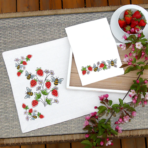 Bees & Berries Feature - Image 4