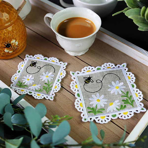 Bees & Daisies Scalloped Edge Coaster (In-the-Hoop) - Image 5