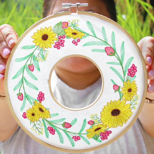 Black-Eyed Susan Botanical Wreath - Image 6