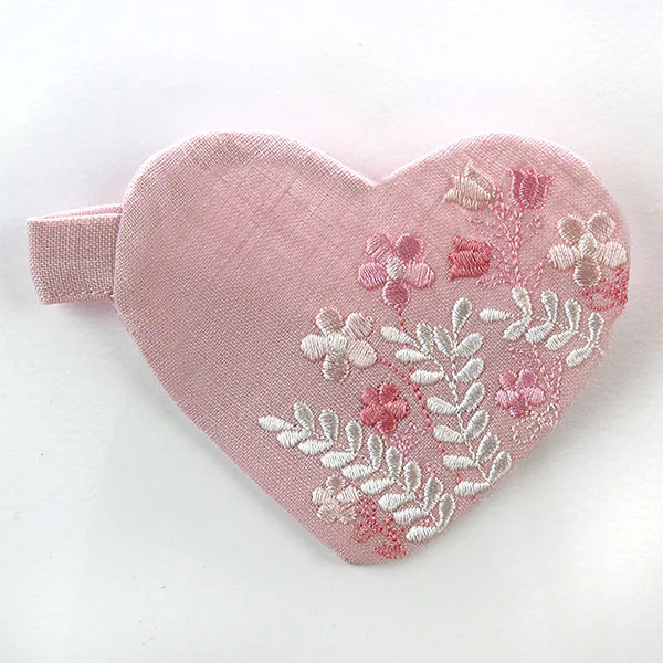 Blooming Heart Coin Purse (In-the-Hoop) - Image 3