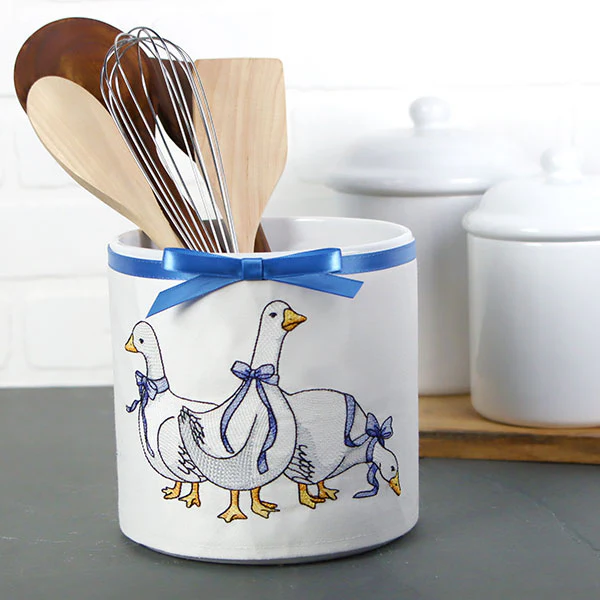 Blue Ribbon Goose Trio - Image 10
