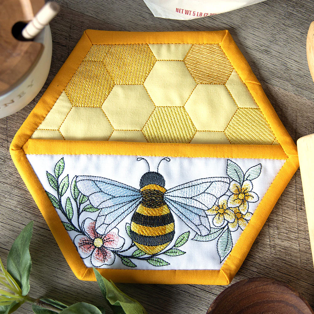 Buzzin' Bee Hexagon Pocket Potholder - Image 7