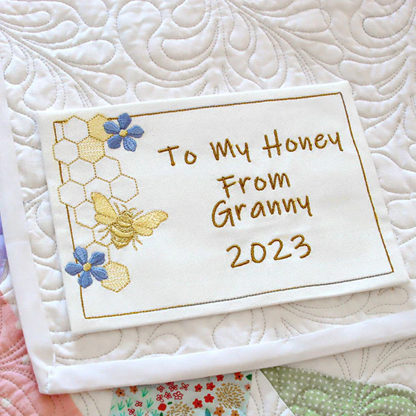 Buzzing with Wonder Honeybee Quilt Label - Image 6