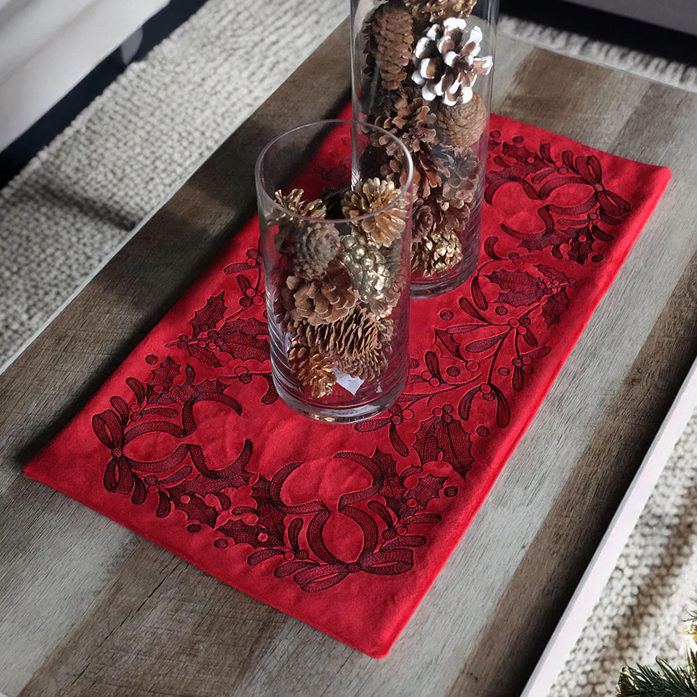 Christmas Border - Mistletoe - Image 3