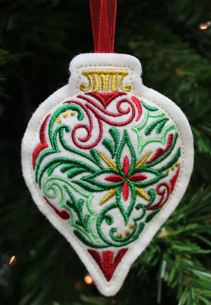 Christmas Filigree Antique Ornament (In-the-Hoop) - Image 2