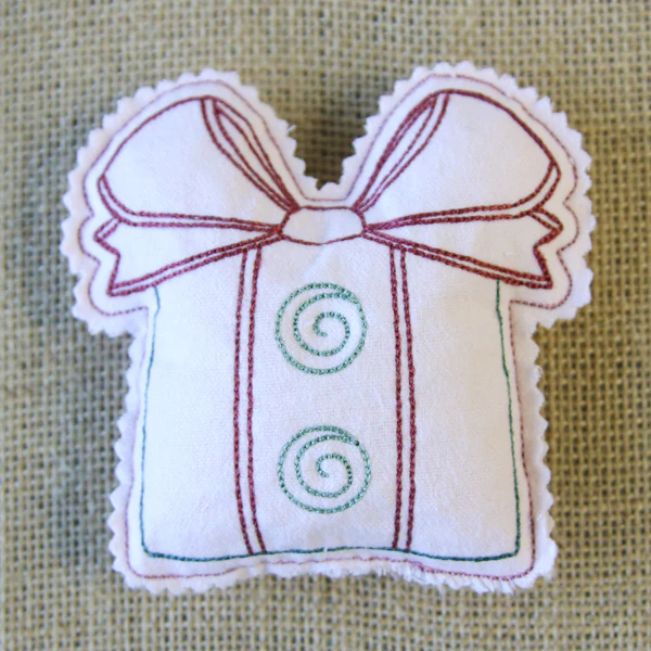 Christmas Stuffie - Gift (In-the-Hoop) - Image 2