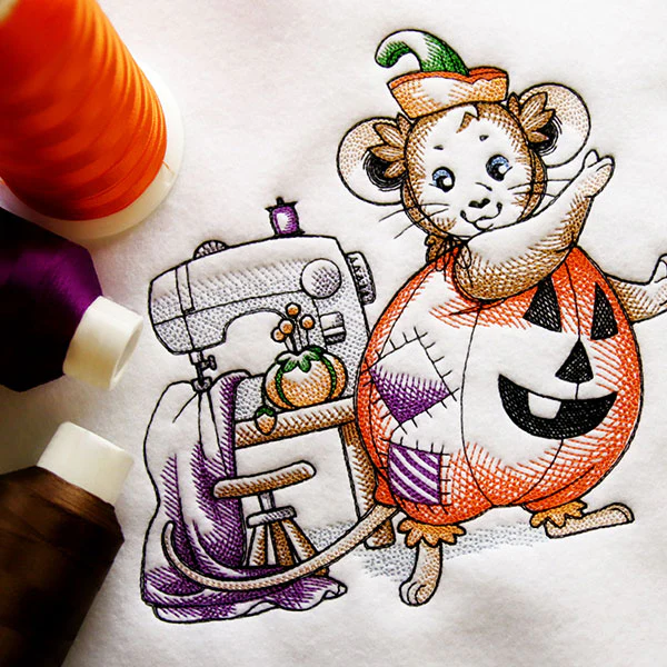 Crafty Halloween Mouse - Image 8