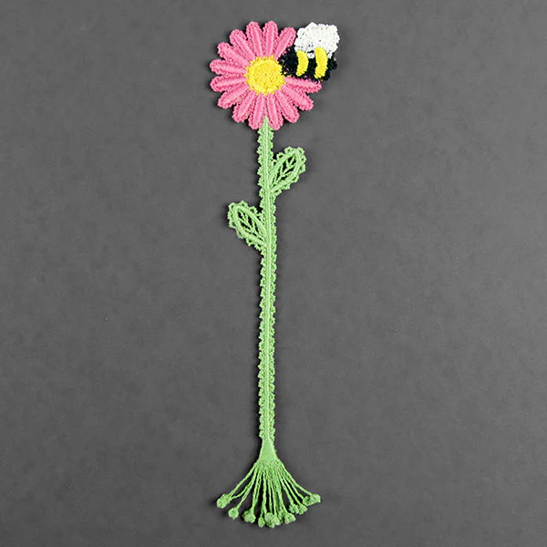 Daisy & Bumble Bee Bookmark (Battenburg Lace) - Image 2