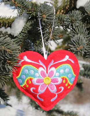 Dala Heart Stuffie (In-the-Hoop) - Image 2