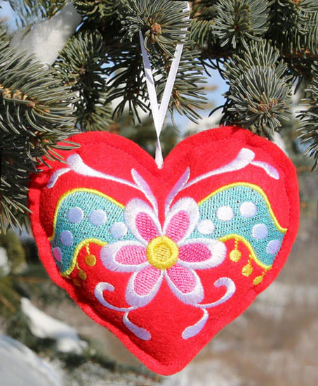 Dala Heart Stuffie (In-the-Hoop) - Image 3
