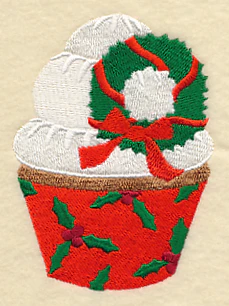 December Wreath Cupcake - Image 2