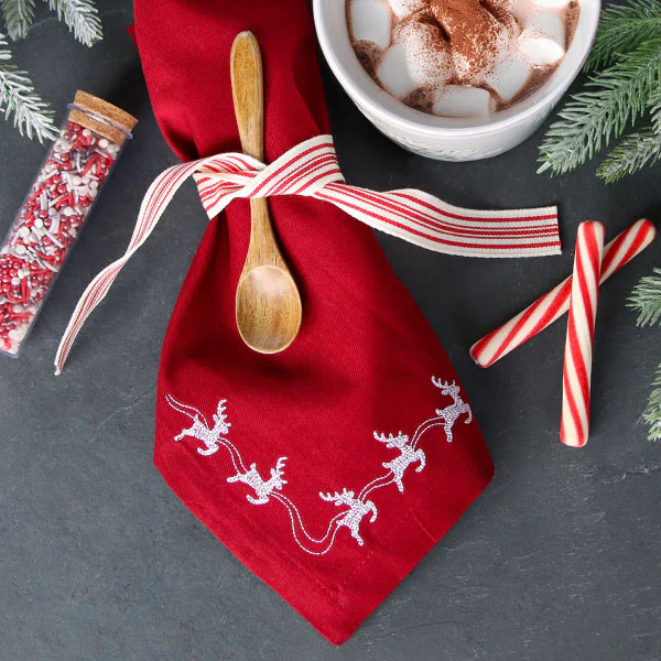 Delicate Christmas Corners - Reindeer - Image 10