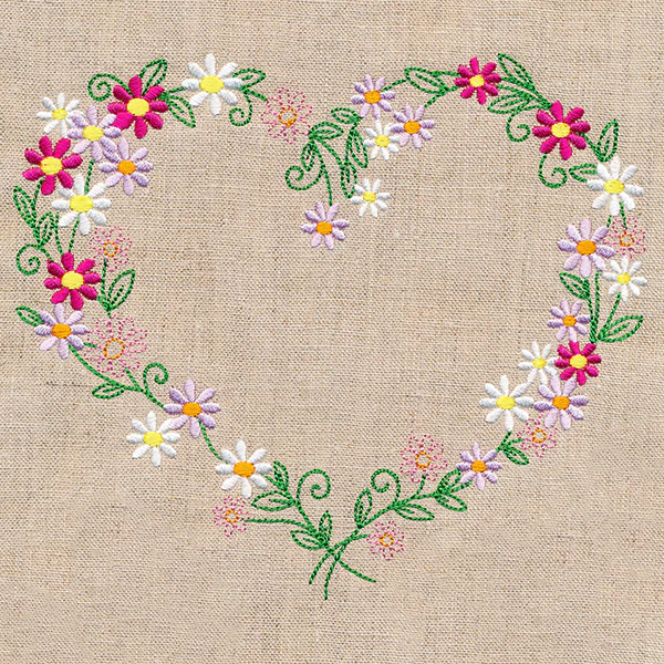 Delicate Daisies Heart Wreath - Image 2
