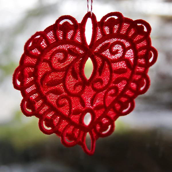 Delicate Filigree Heart (Lace) - Image 17