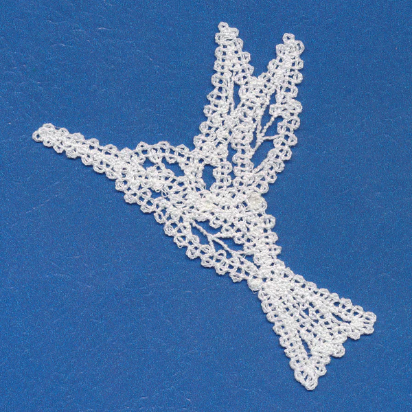 Delicate Hummingbird (Battenburg Lace) - Image 2