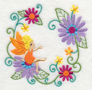 Fairy Delilah with Daisy Wreath - Image 5