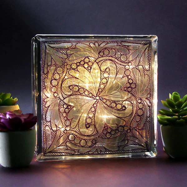 Feathers & Filigree Square 3 (Trapunto) - Image 15