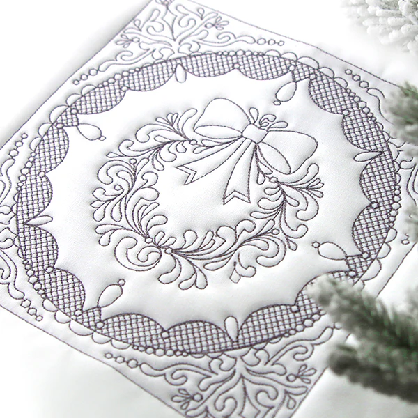 Festive Elegance - Wreath (Trapunto) - Image 12