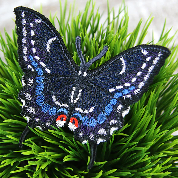 Free-Flying Black Swallowtail Butterfly (In-the-Hoop) - Image 5