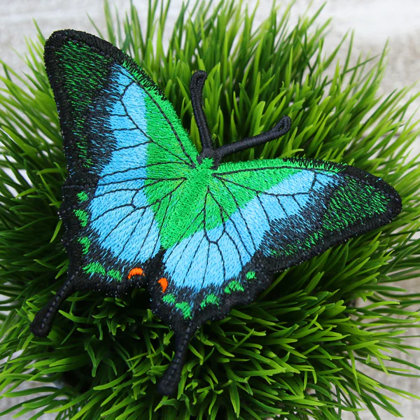 Free-Flying Malabar Banded Peacock (In-the-Hoop) - Image 7