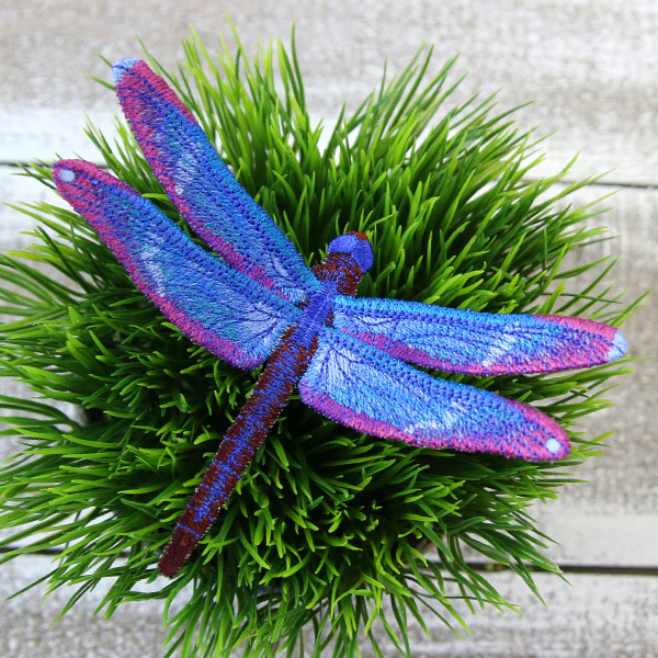 Free-Flying Rainforest Bluewing (In-the-Hoop) - Image 3