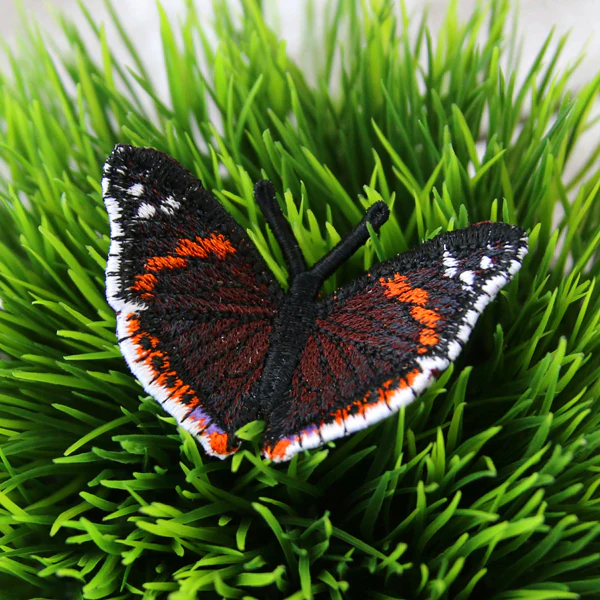 Free-Flying Red Admiral (In-the-Hoop) - Image 5