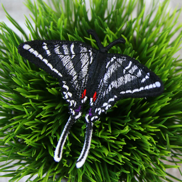 Free-Flying Zebra Swallowtail (In-the-Hoop) - Image 5