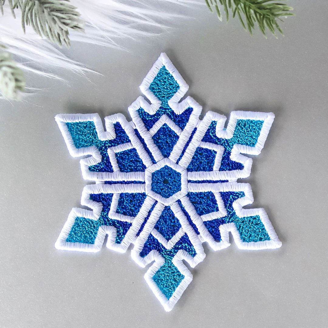 Frosted & Fancy Snowflakes - 5 (Lace) - Image 4