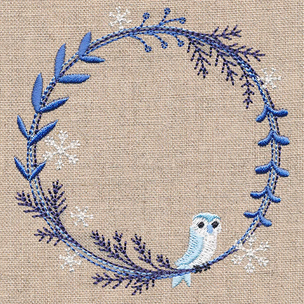 Frosted Owl Winter Wreath - Image 5
