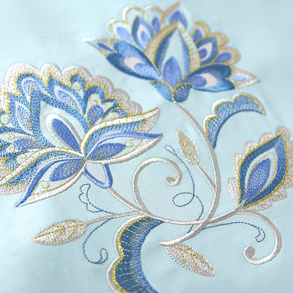 Graceful Jacobean Bouquet - Image 12