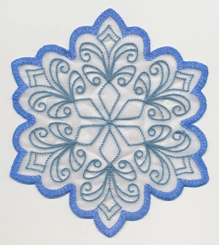 Graceful Snowflake 4 (In-the-Hoop) - Image 4