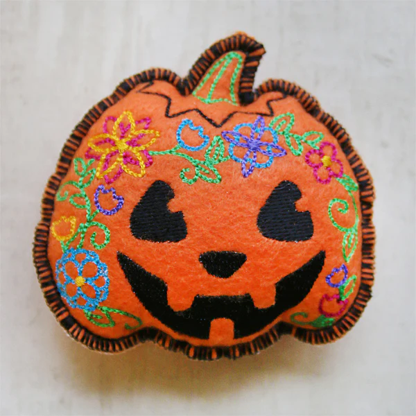 Heirloom Jack o' Lantern Stuffie (In-the-Hoop) - Image 2