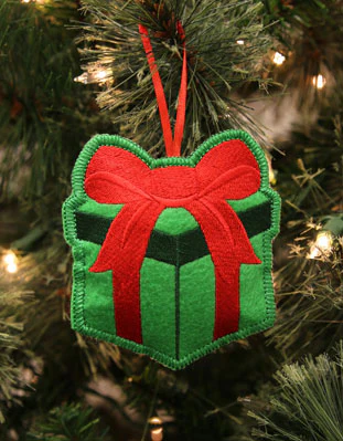 Heirloom Stuffed Ornament - Gift (In-the-Hoop) - Image 2