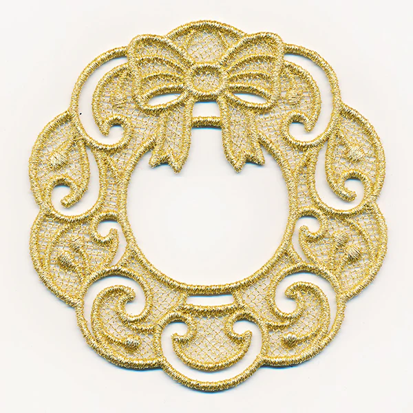 Holiday Wreath Gift Topper (Lace) - Image 3