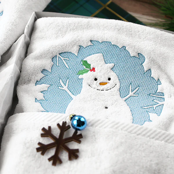Magical Christmas Creatures - Snowman (Embossed) - Image 13