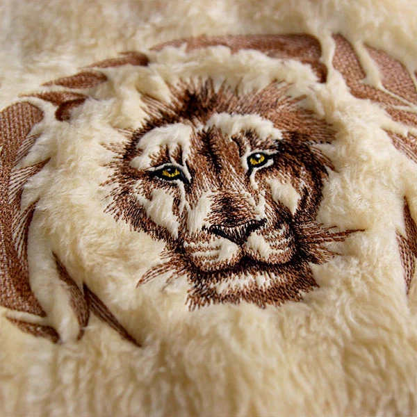 Majestic Lion (Embossed) - Image 7