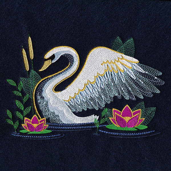 Midsummer Magic Swan - Image 7
