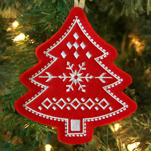Nordic Christmas Ornament - Tree (In-the-Hoop) - Image 3
