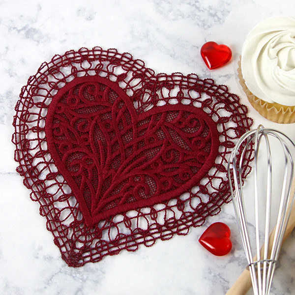 Romantic Heart Doily (Battenburg Lace) - Image 11