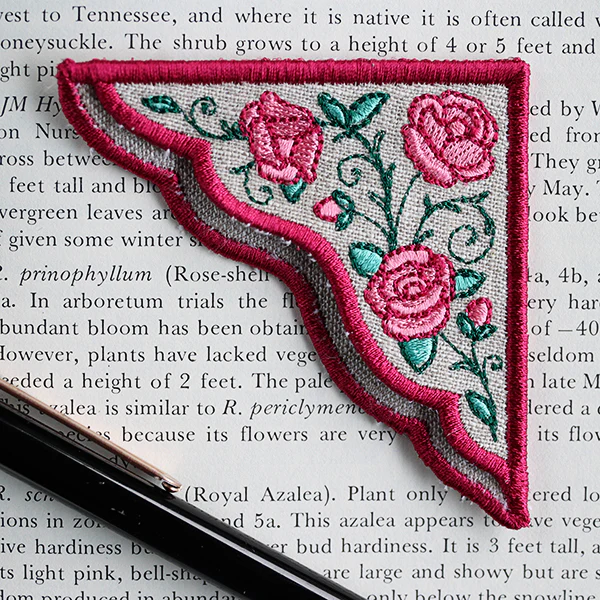 Rose Garden Corner Bookmark (In-the-Hoop) - Image 2