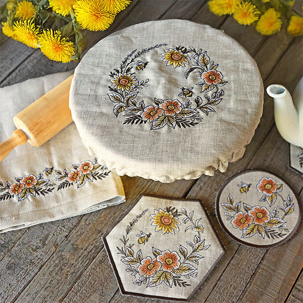 Rustic Elegance Bees & Blooms Wreath - Image 6