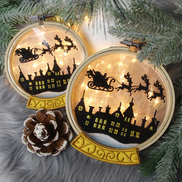 Santa's Flight Snowglobe (Organza) - Image 6