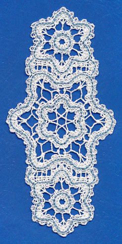 Snowflakes Bookmark (Battenburg Lace) - Image 3