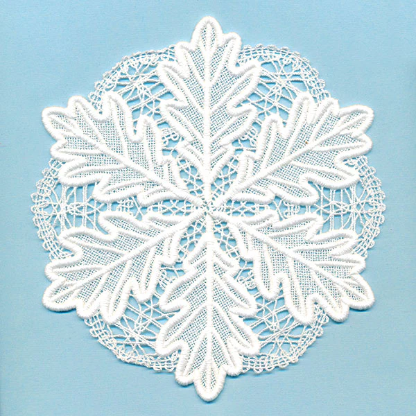 Splendid Oak Leaf Doily (Battenburg Lace) - Image 8