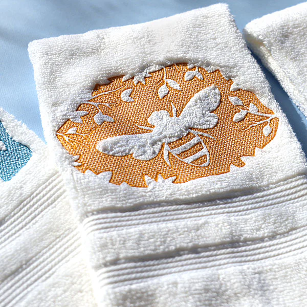 Springtime Bee (Embossed) - Image 23