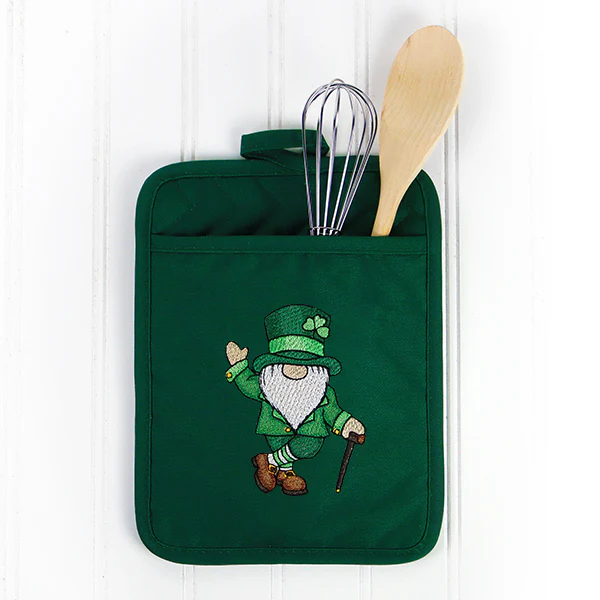St Patrick's Day Gnome - Image 6