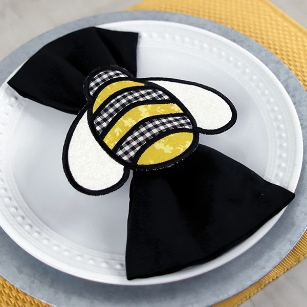 Sweet As Honeybee Trivet (In-the-Hoop) - Image 4