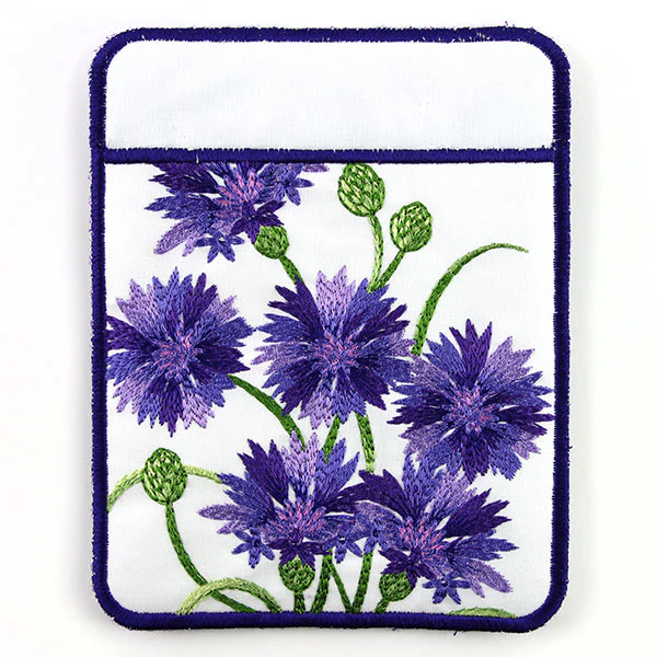 Textured Bachelor Button Potholder (In-the-Hoop) - Image 3